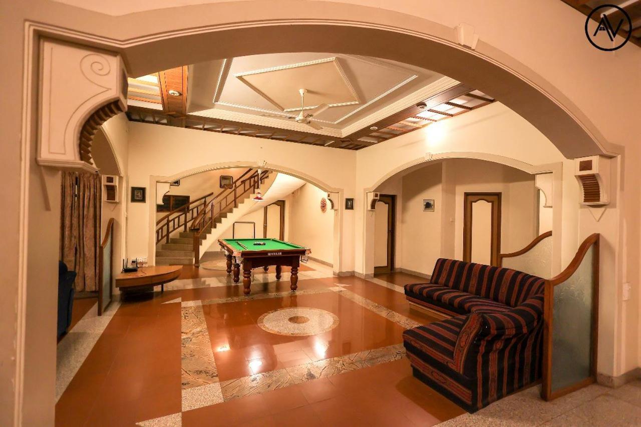 Arcus Villa - Swimming Pool/Ac/Luxurious 马哈巴莱斯赫瓦尔 外观 照片
